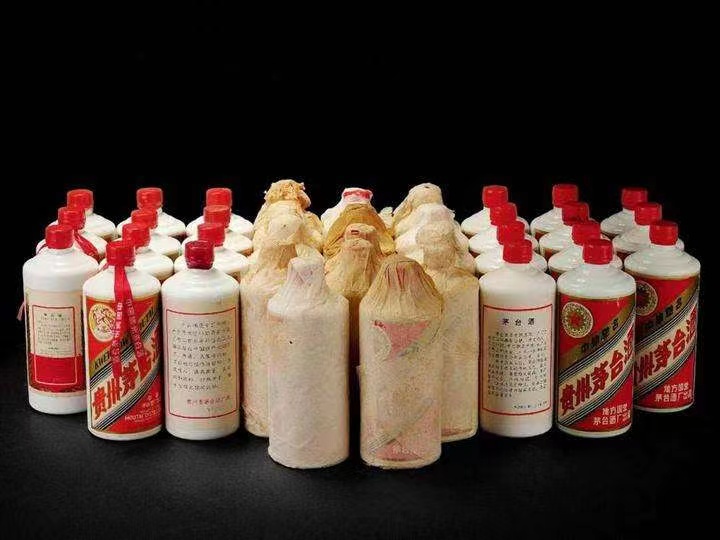 铁力日照岚山回收酒价格哪里回收(附近上门回收茅台酒）?